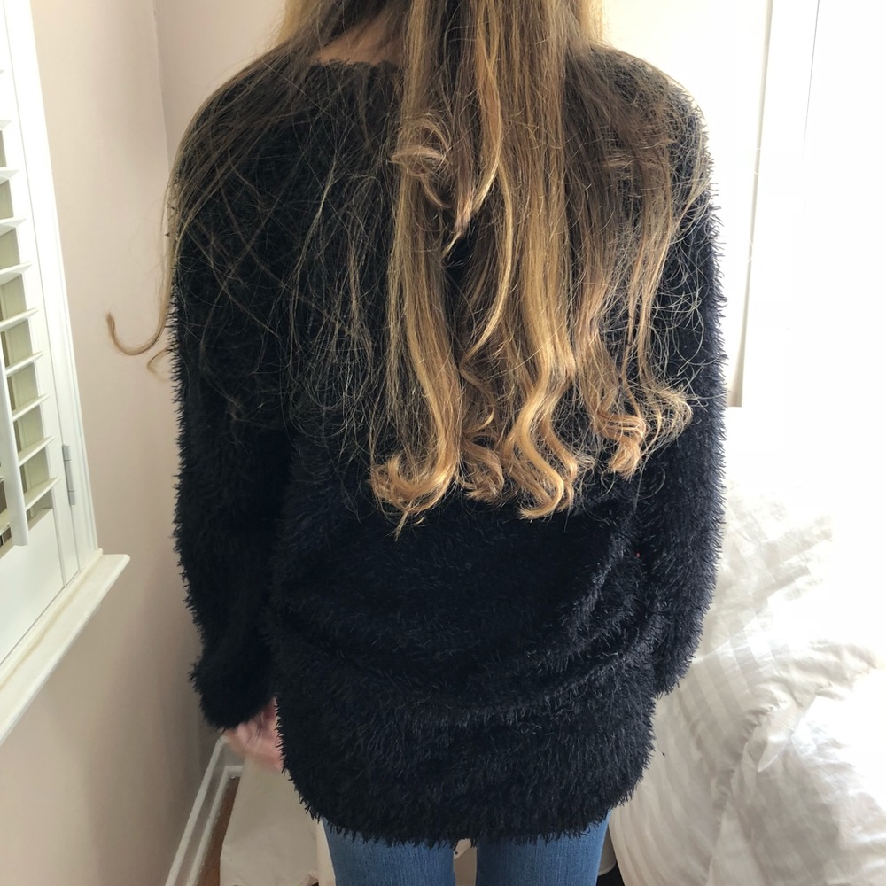 Solddd Outtt - Picture 3 of 3